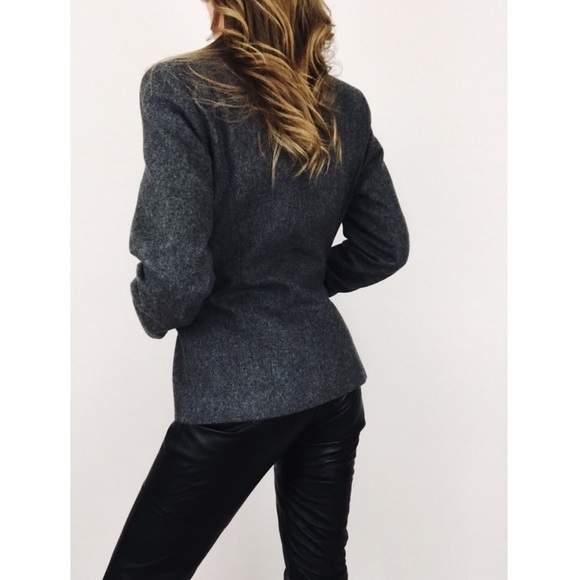 Vintage ✨ Single Breasted Wool Blazer - Picture 6 of 13